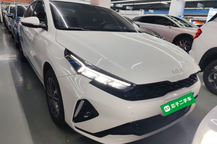 起亚K3 2024款 1.5L CVT舒适优享版车身外观6002