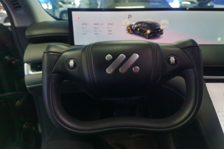 智己汽车 智己LS6 2025款 灵蜥智驾版中控内饰13