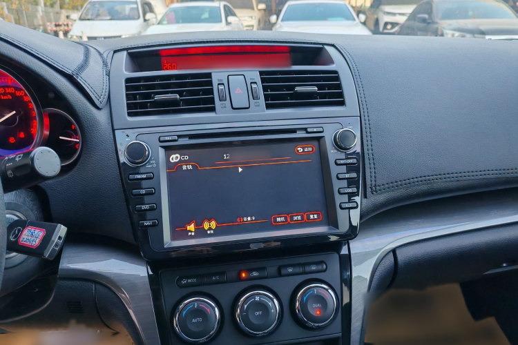 马自达 睿翼 2012款 轿跑 2.0L 自动精英版局部细节16