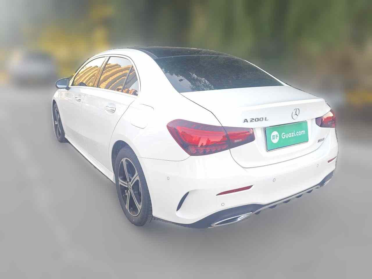 奔驰A级 2024款 A 200 L 时尚型(3)