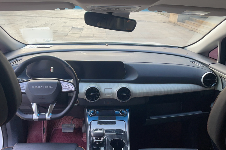 东风风行 风行游艇 2022款 1.5T DCT逐浪版中控内饰7003