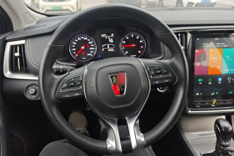 荣威i6 2019款 PLUS 20T TST 4G互联旗舰超赞版中控内饰13