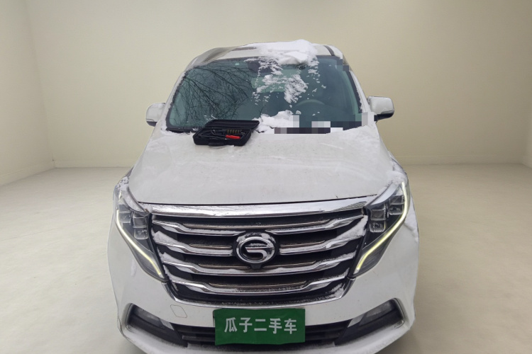 广汽传祺 传祺M8 2018款 320T 尊贵版车身外观2