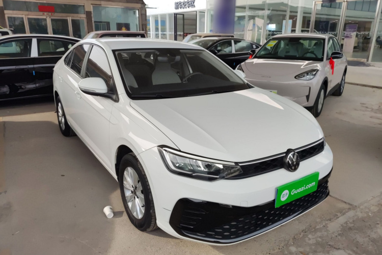 大众 朗逸 2023款 新锐 1.5L 自动新逸版车身外观3