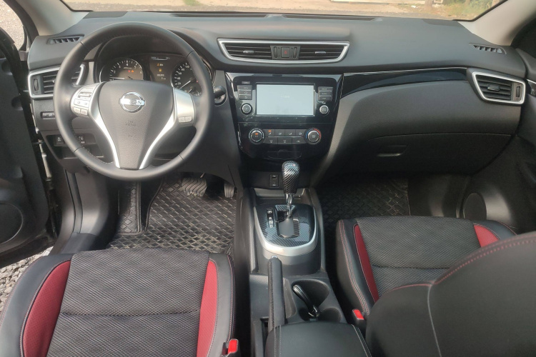 日产 逍客 2017款 2.0L CVT豪华版 国V中控内饰12