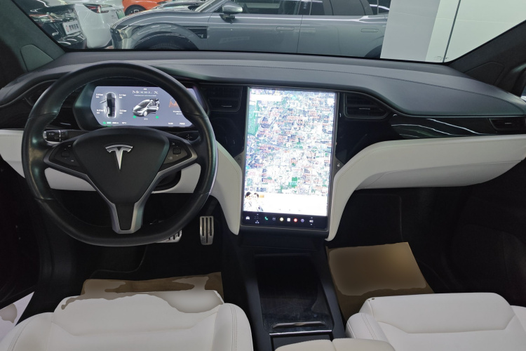 特斯拉 Model X 2019款 Performance 高性能版中控内饰12