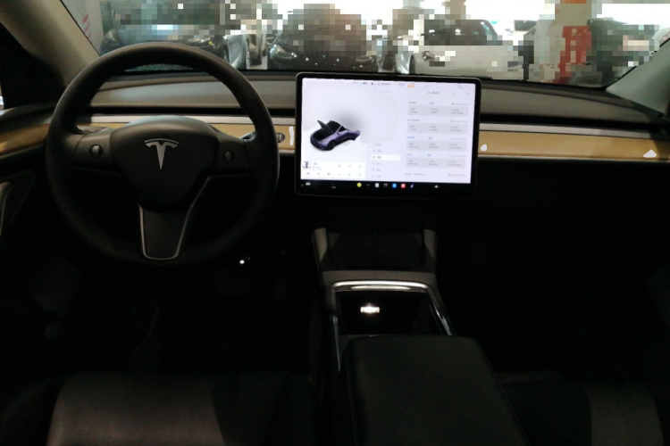 特斯拉 Model Y 2021款 长续航全轮驱动版中控内饰12