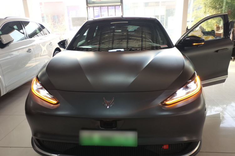 ARCFOX极狐 极狐 阿尔法S(ARCFOX αS) 2022款 HI版 高阶版车身外观2