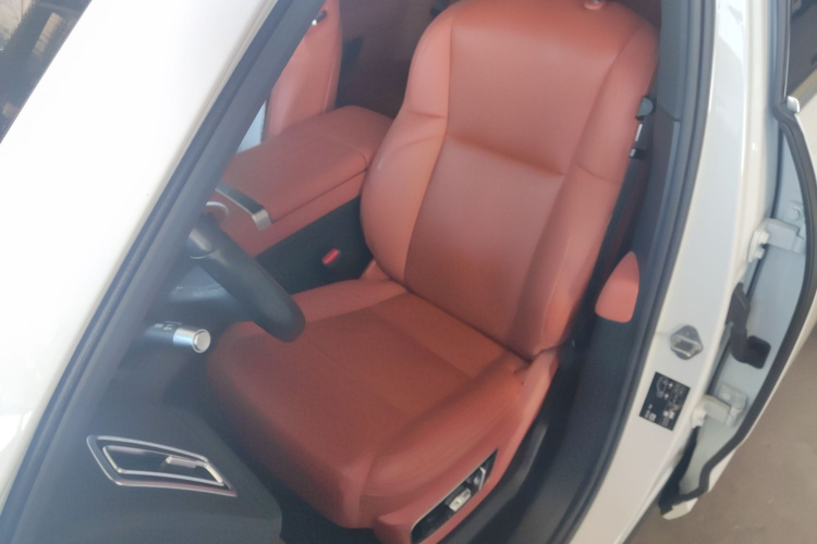 理想汽车 理想L7 2024款 Pro中控内饰19