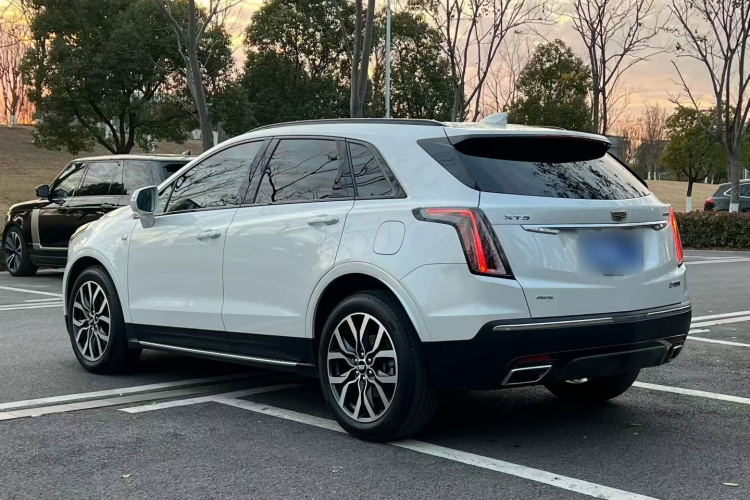 凯迪拉克XT5 2022款 2.0T 四驱尊贵型车身外观6004