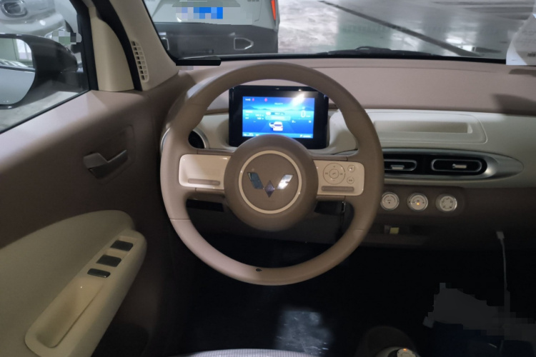 五菱汽车 宏光MINIEV 2025款 四门版 进阶款中控内饰13