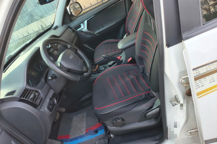 奇瑞 瑞虎3 2018款 经典版 1.6L CVT舒适型中控内饰19