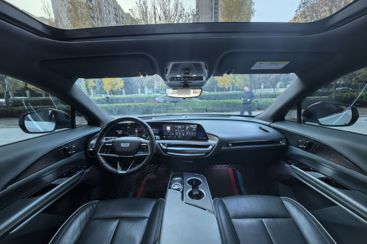 凯迪拉克 IQ锐歌 2022款 四驱高性能尊贵版中控内饰7003