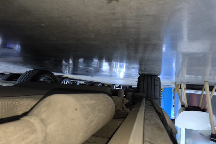 理想汽车 理想ONE 2021款 增程6座版局部细节9001