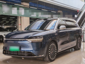 鸿蒙智行 问界M9 2024款 增程 Ultra版 52kWh 5座版