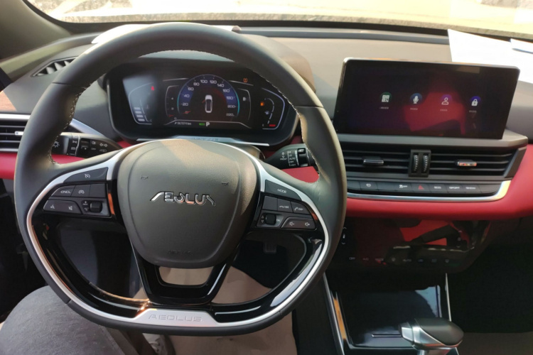 东风风神 奕炫 2020款 230T 自动炫酷赛道骑士版中控内饰7002