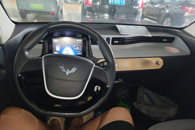 五菱汽车 宏光MINIEV 2022款 马卡龙臻享款 磷酸铁锂中控内饰7002