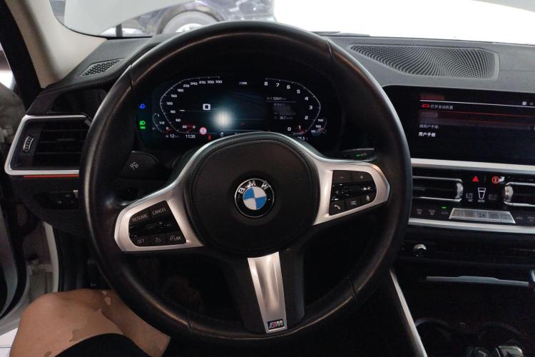 宝马3系 2022款 改款 325Li M运动套装局部细节13