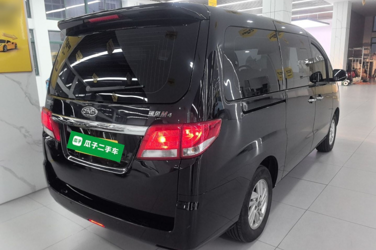 江淮瑞风 瑞风M4 2019款 商旅系列 2.0L 手动商务型 国VI车身外观7