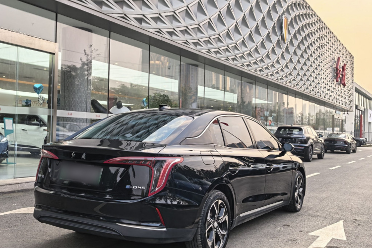 红旗E-QM5 2023款 改款 基础出行版车身外观6004