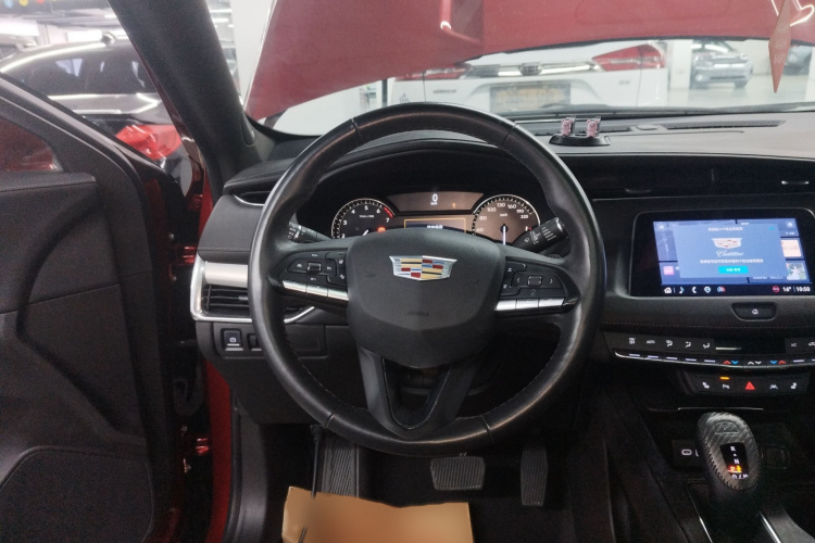 凯迪拉克XT4 2022款 28T 两驱豪华型局部细节13