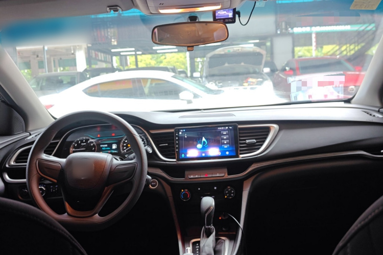 别克 英朗 2021款 1.3T 自动轻混动进取型中控内饰12