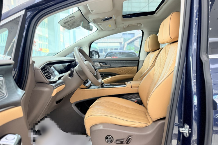 腾势D9 2022款 DM-i 1040 尊贵型中控内饰7008