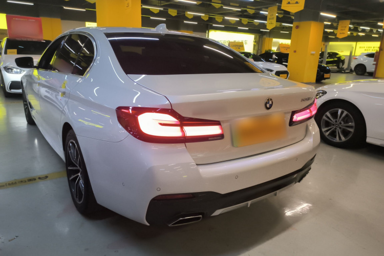 宝马5系新能源 2021款 535Le 先锋版M运动套装车身外观6003