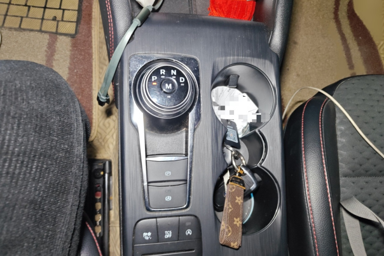 福特 福克斯 2020款 两厢 EcoBoost 180 自动ST Line局部细节18