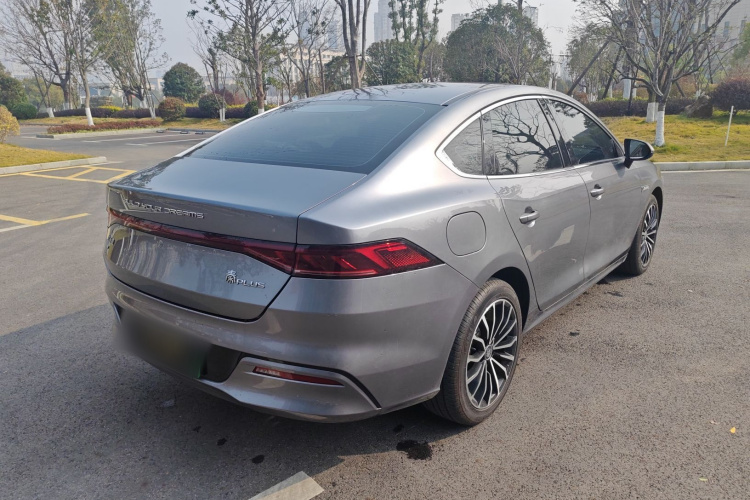 比亚迪 秦PLUS 2021款 EV 600KM 旗舰型车身外观7