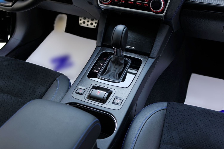 斯巴鲁 力狮 2020款 改款 2.5i 荣耀限量版 EyeSight局部细节18