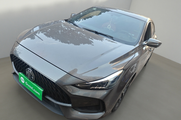 名爵 MG5 2021款 180DVVT CVT青春豪华版车身外观1