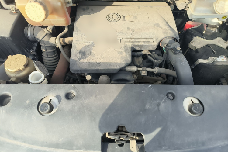 东风风行 风行F600 2016款 F600L 1.5T 豪华型局部细节24