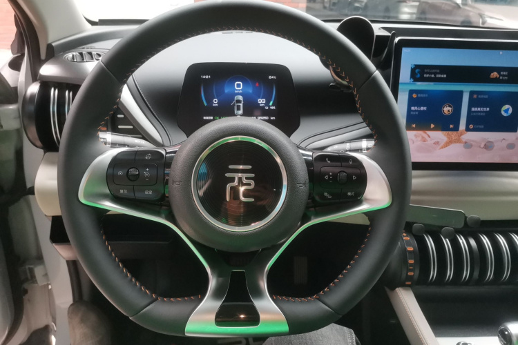 比亚迪 元PLUS 2023款 冠军版 510KM 领先型局部细节13