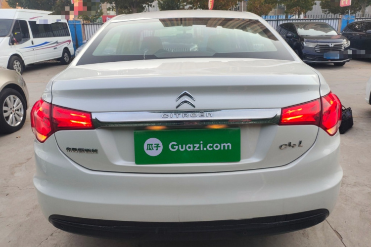 雪铁龙C4L 2014款 1.8L 智驱版 自动劲享型车身外观6