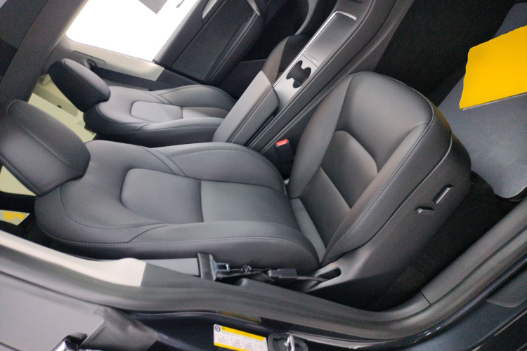 特斯拉 Model Y 2024款 后轮驱动版局部细节41