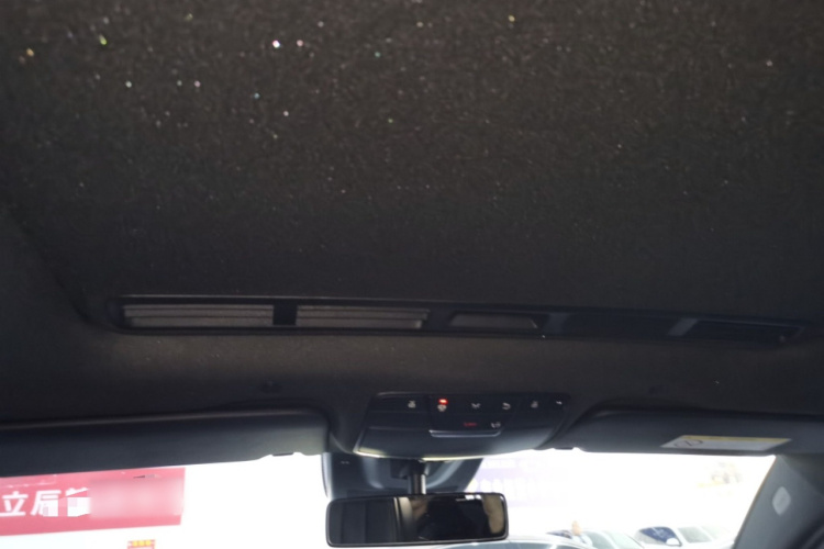 奔驰EQC 2021款 EQC 350 4MATIC中控内饰22