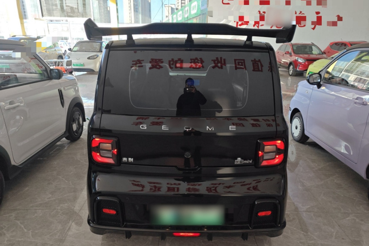 吉利银河 2025款 210km 熊猫卡丁车身外观6004