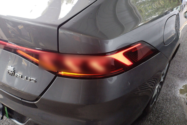 比亚迪 秦PLUS 2023款 冠军版 EV 510KM超越型车身外观6006