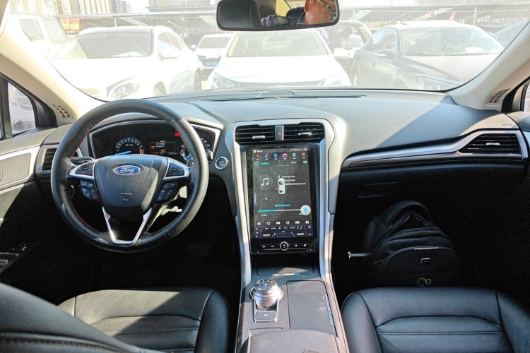 福特 蒙迪欧 2017款 EcoBoost 180 时尚型中控内饰7002