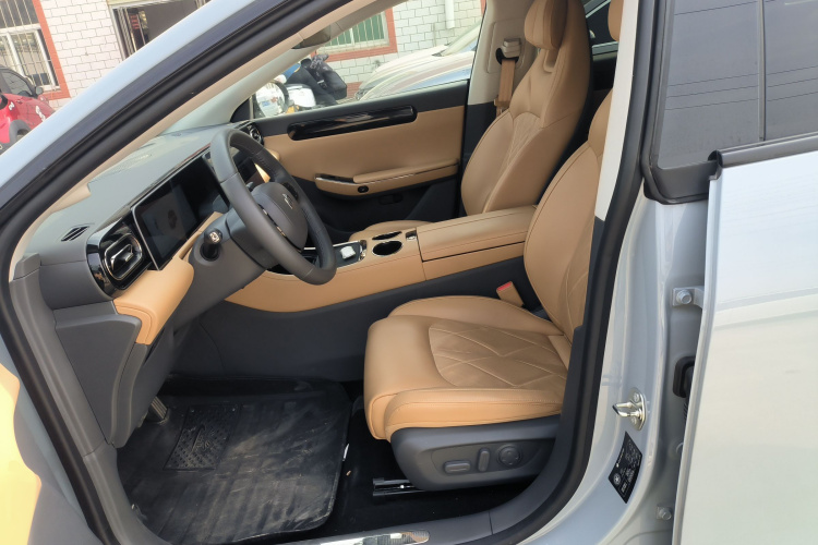 零跑汽车 零跑C01 2024款 增程 316尊享版中控内饰19