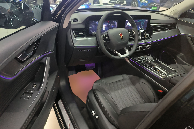 红旗HS5 2023款 2.0T 四驱旗享Pro版中控内饰20