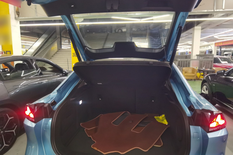 深蓝汽车 深蓝L07 2024款 230Max乾崑智驾ADS SE增程版局部细节23