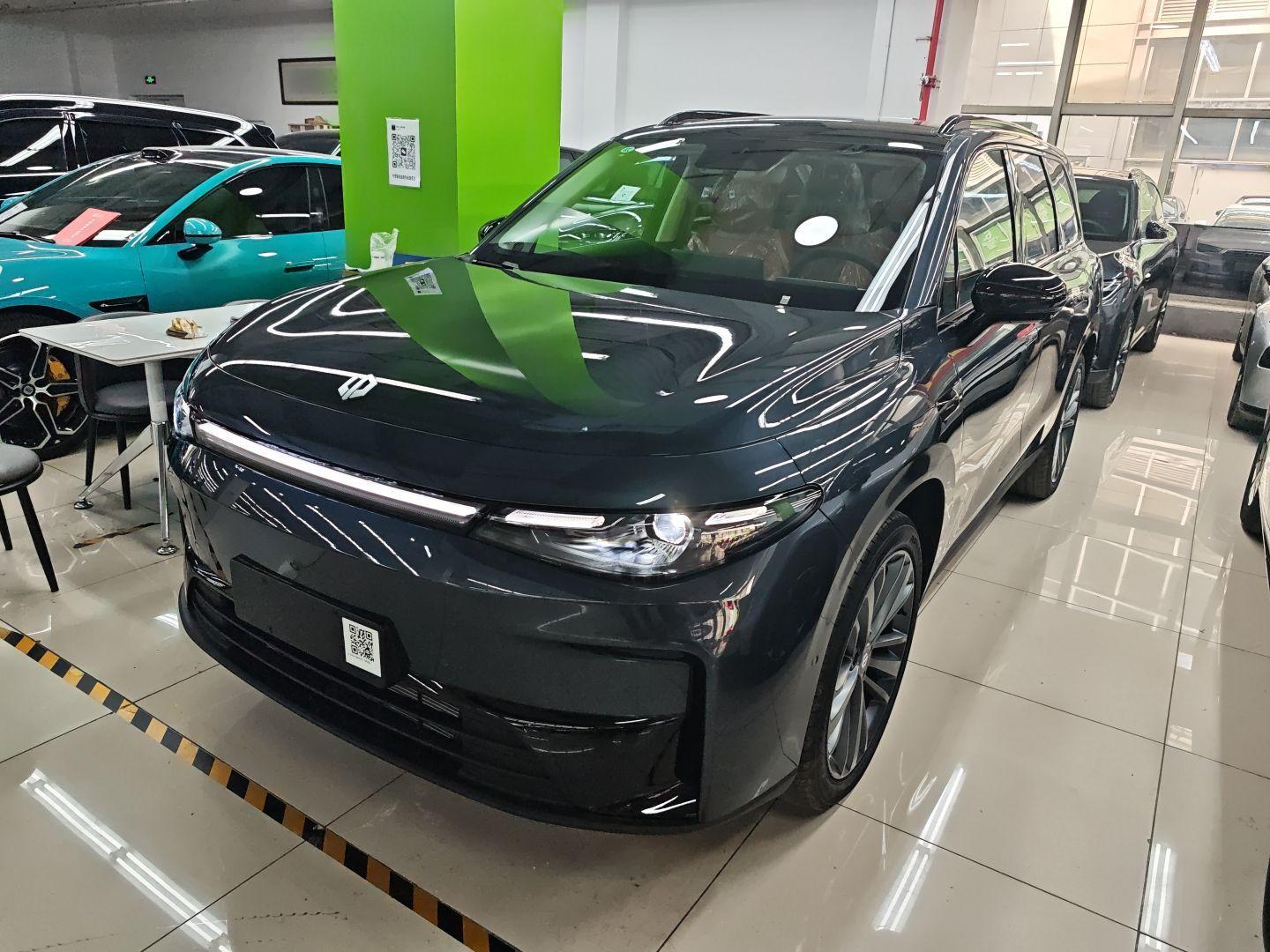 日产 途达 2020款 2.5L 自动四驱豪华版