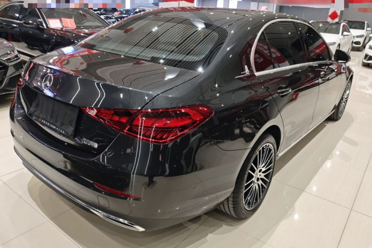 奔驰C级 2022款 C 260 L车身外观7