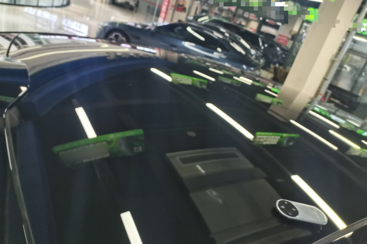 鸿蒙智行 智界R7 2025款 增程 251km Max局部细节57