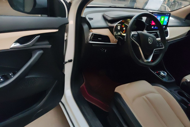 宝骏360 2018款 1.5L 自动豪华型 国V中控内饰7003