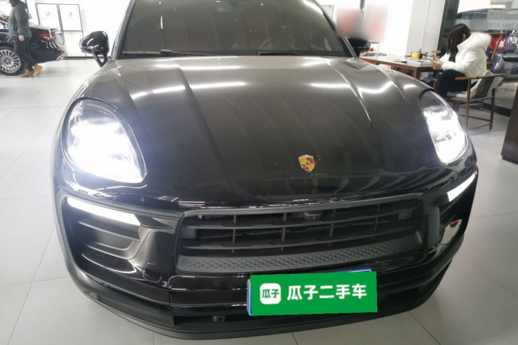 保时捷 2022款 Macan 2.0T车身外观2