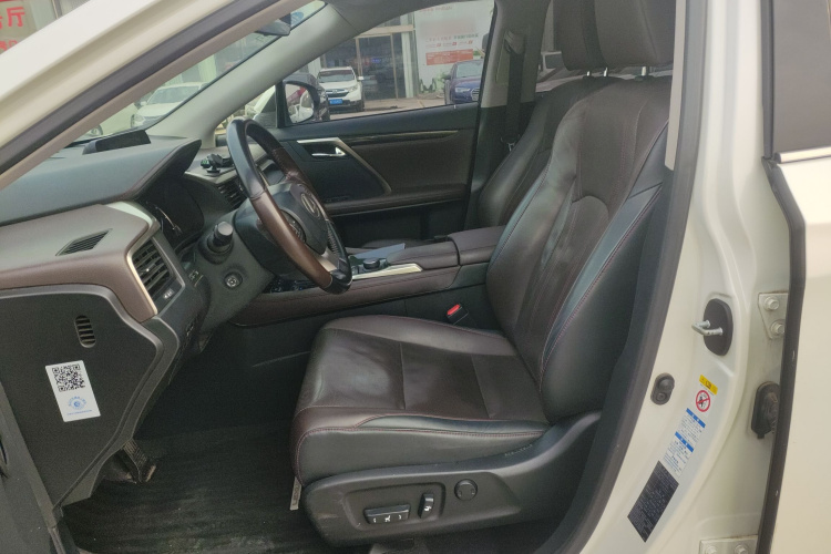 雷克萨斯RX 2016款 450h 四驱典雅版中控内饰19