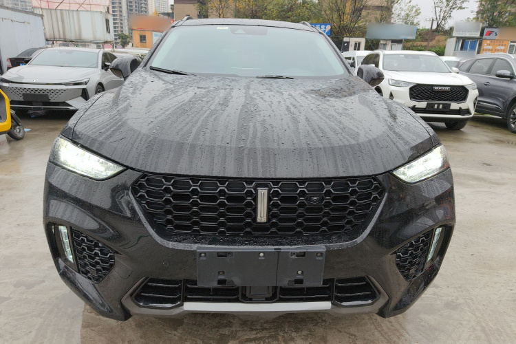 魏牌 VV7 2017款 2.0T 旗舰型车身外观2